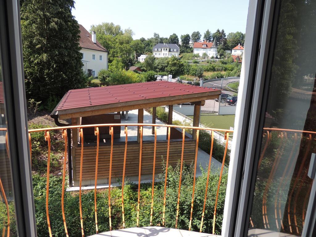 Kirchenwirt Inn Kreuzen  Pokoj fotografie