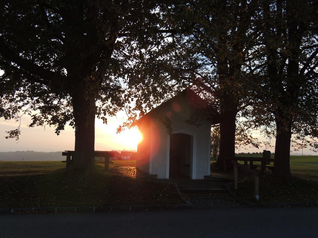 Kirchenwirt Inn Kreuzen  Exteriér fotografie
